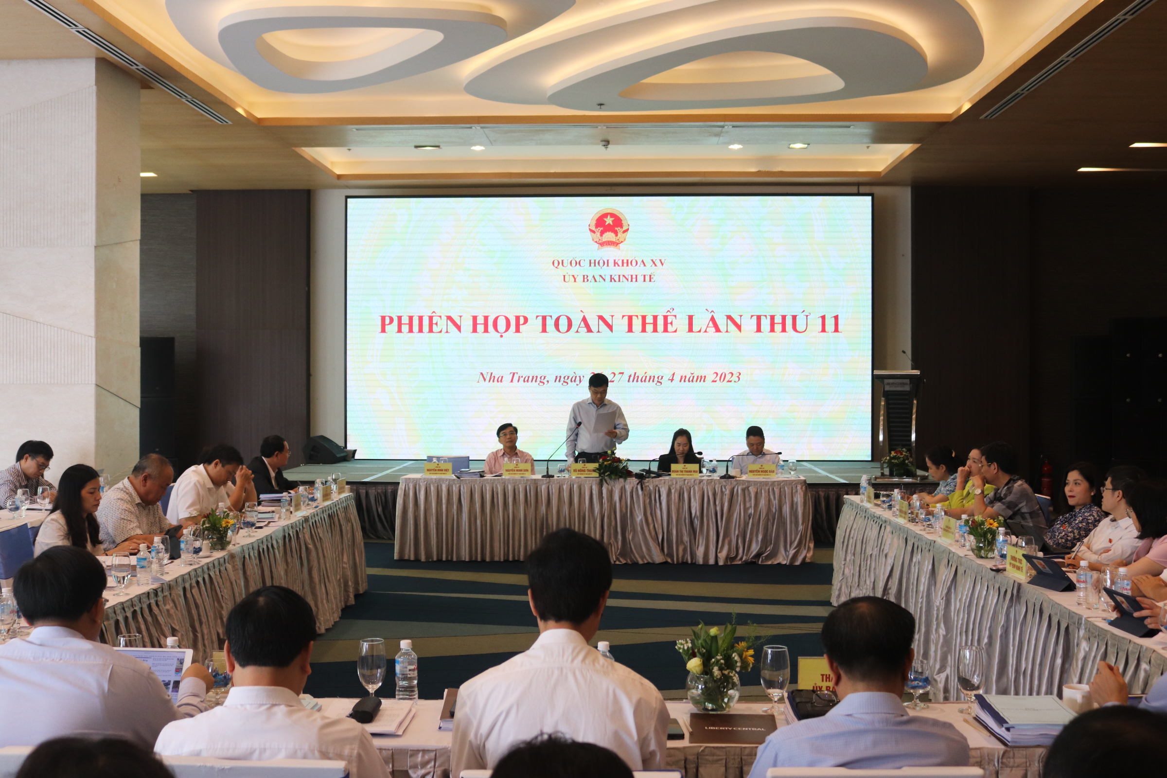 Ủy ban Kinh tế Quốc hội: Họp thẩm tra dự án Luật Đất đai, Luật Kinh doanh bất động sản (sửa đổi)