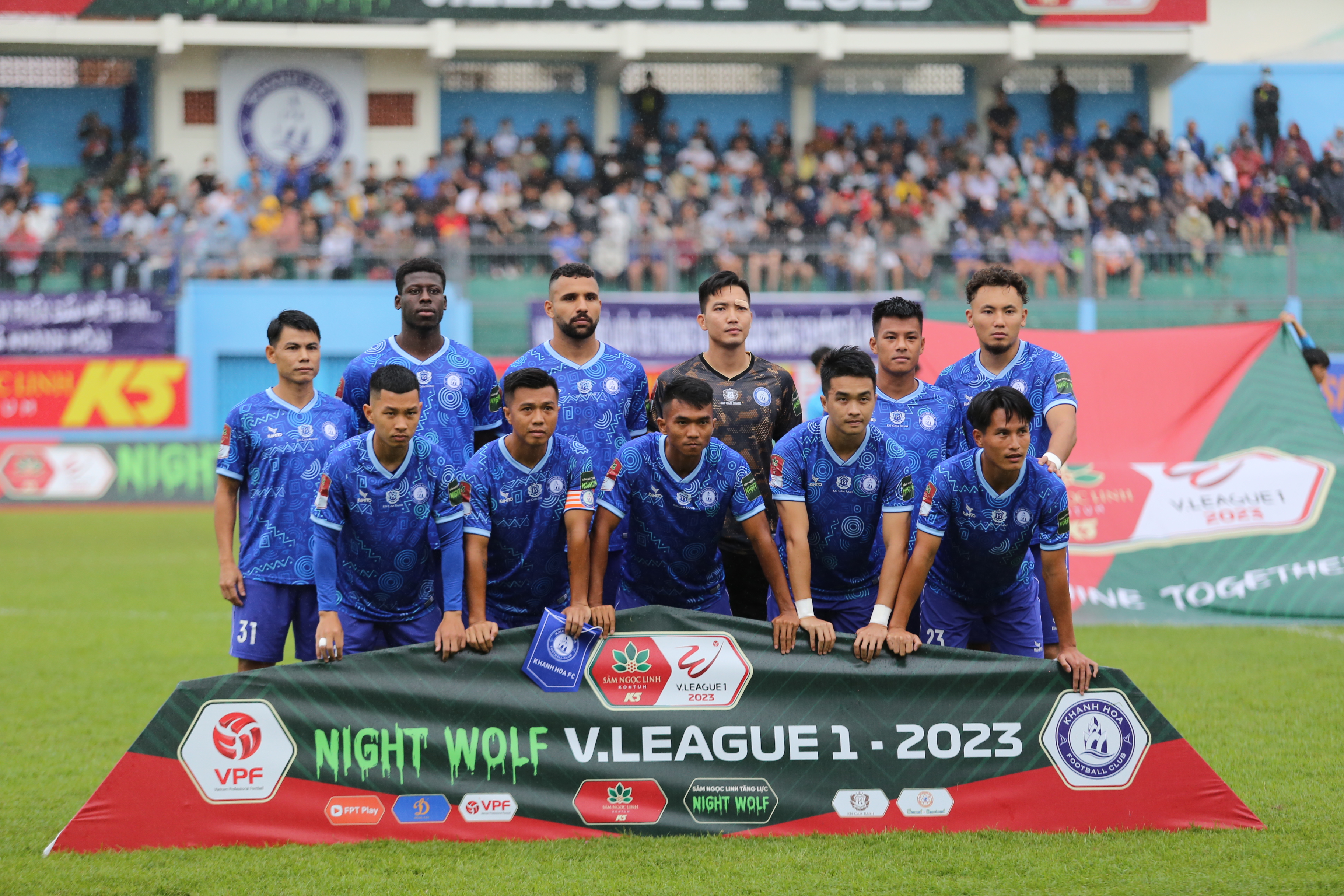 Vòng 6, V.League 1 Night Wolf (diễn ra vào ngày 11-4, trên sân Pleiku):: Khánh Hòa FC cầm hòa chủ nhà Hoàng Anh Gia Lai (tỷ số 1-1)