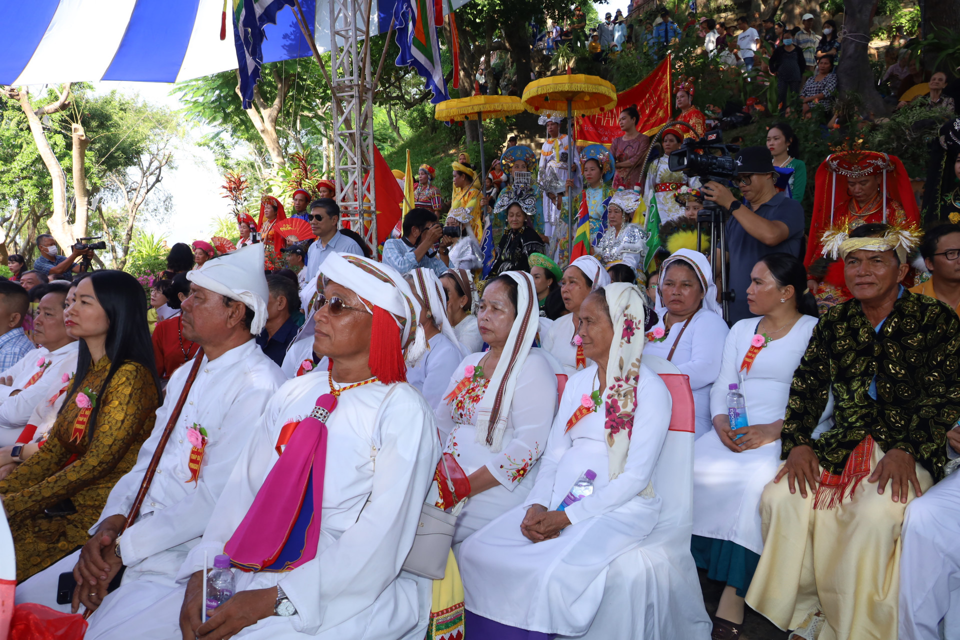 Cham people attending the opening ceremony

