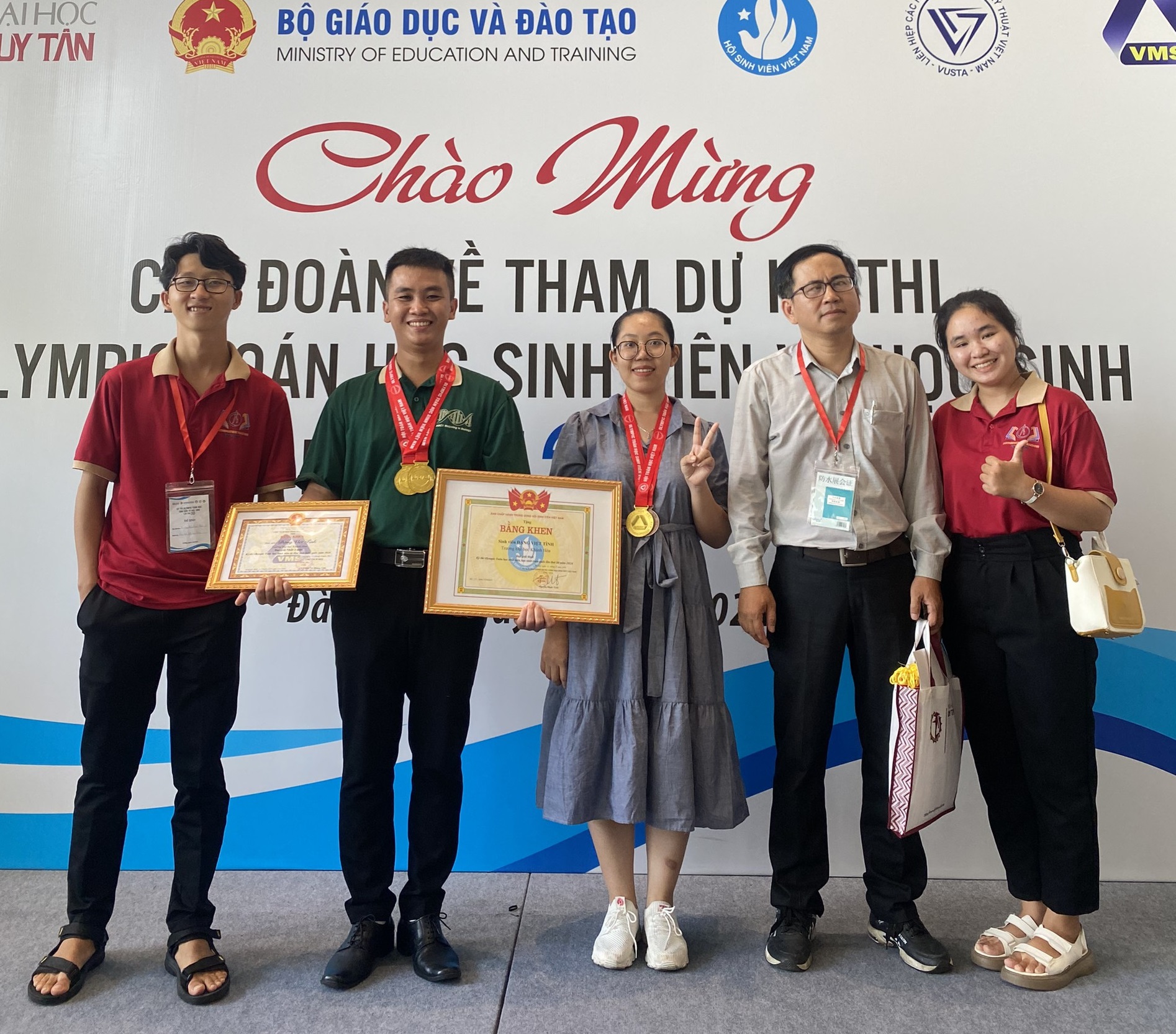 Trường Đại học Khánh Hòa đoạt 6 giải tại Kỳ thi Olympic Toán sinh viên và học sinh toàn quốc