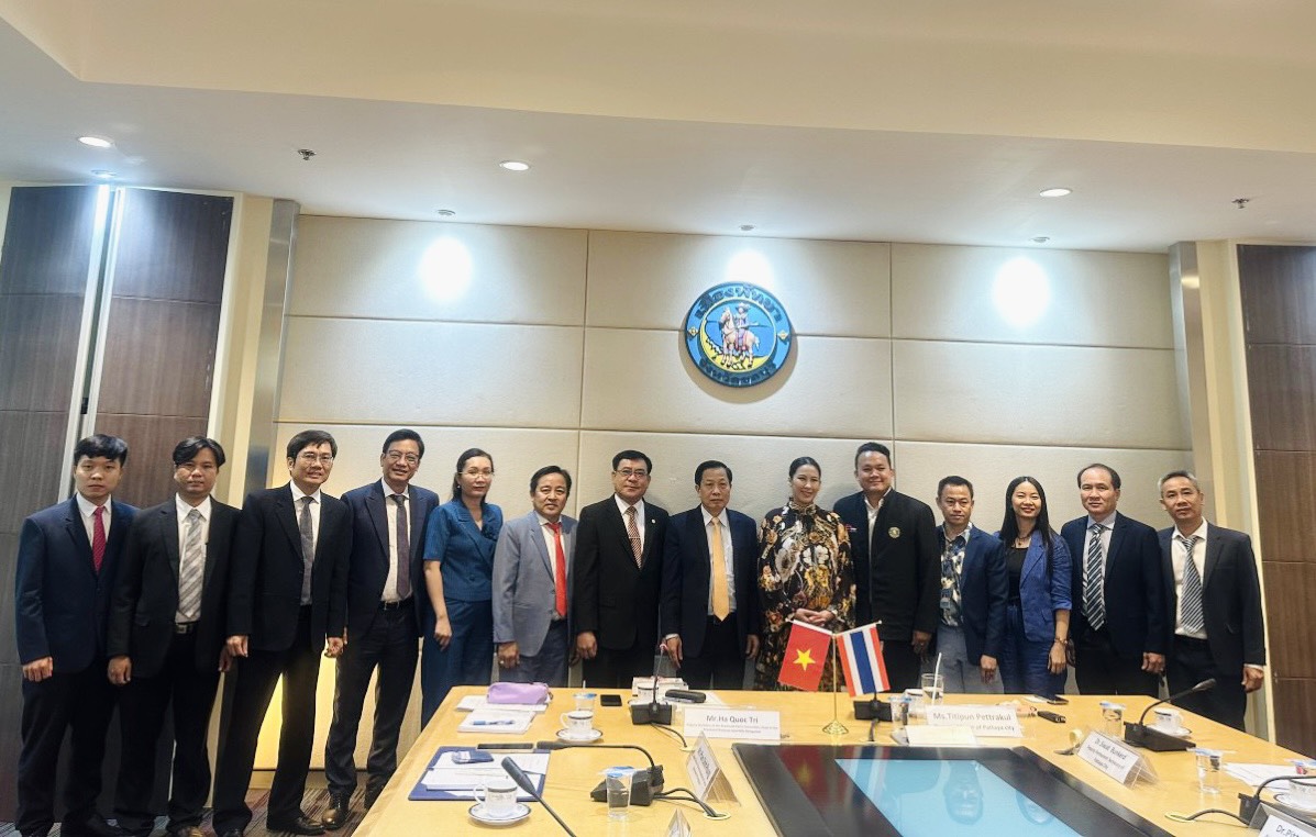 Phó Bí thư Tỉnh ủy Khánh Hòa Hà Quốc Trị thăm và làm việc với lãnh đạo thành phố Pattaya, Thái Lan