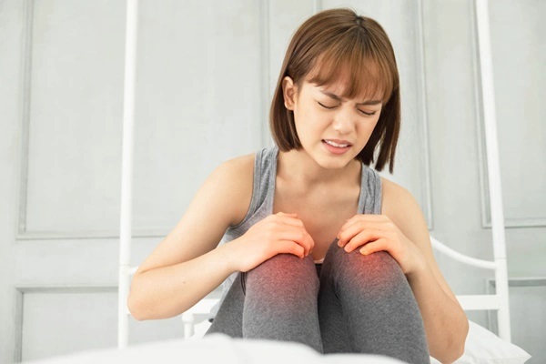 Thiếu vitamin và khoáng chất khiến phụ nữ dễ bị mệt mỏi, đau nhức xương khớp...