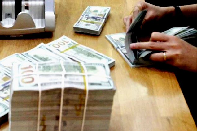 Tỷ giá tại các ngân hàng tăng phiên thứ 4 liên tiếp, giá vàng nhích nhẹ