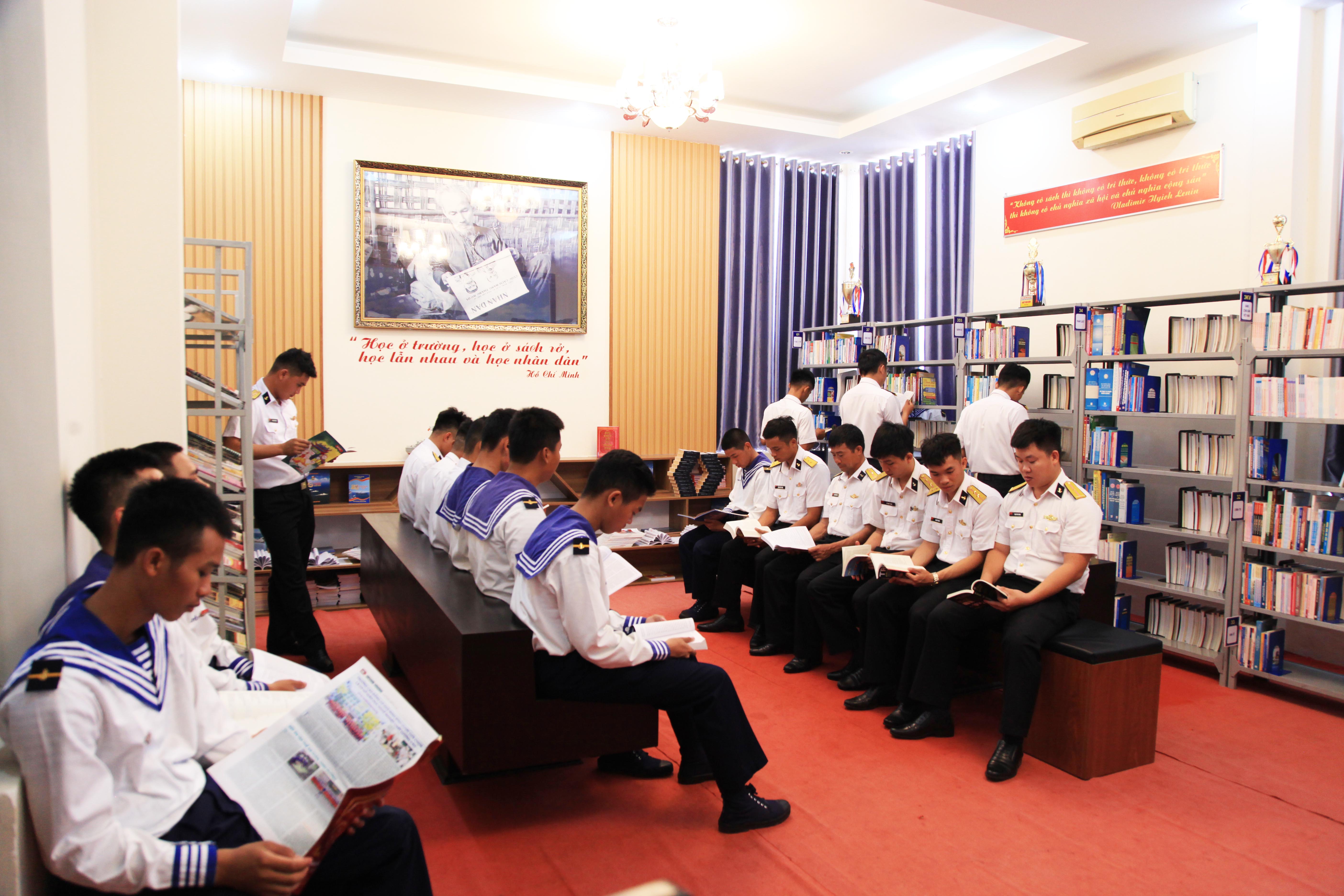 Lữ đoàn 162, Vùng 4 Hải quân: Hưởng ứng Ngày Sách và Văn hóa đọc Việt Nam năm 2024