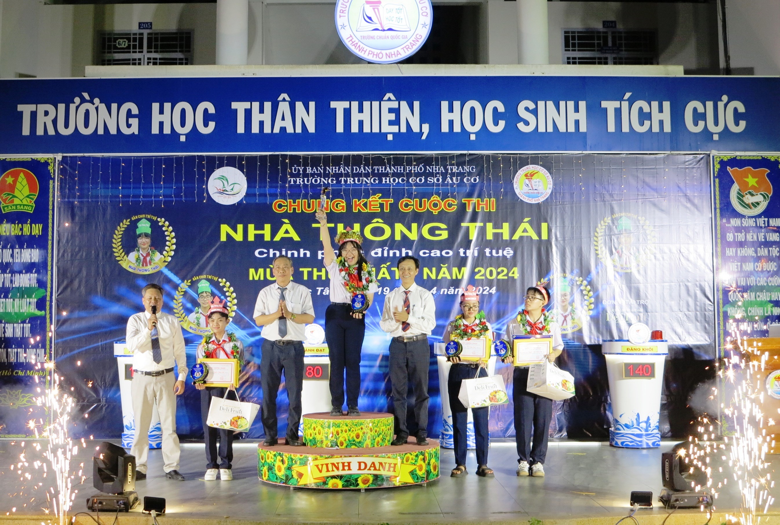 Trường THCS Âu Cơ: Sôi nổi vòng chung kết cuộc thi “Nhà thông thái”