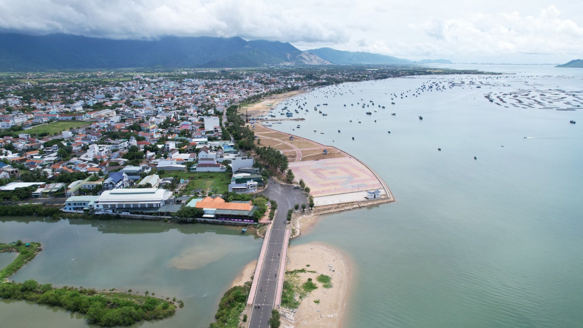 Khu vực triển khai Dự án Tuyến đường ven biển từ xã Vạn Lương, huyện Vạn Ninh đi thị xã Ninh Hòa