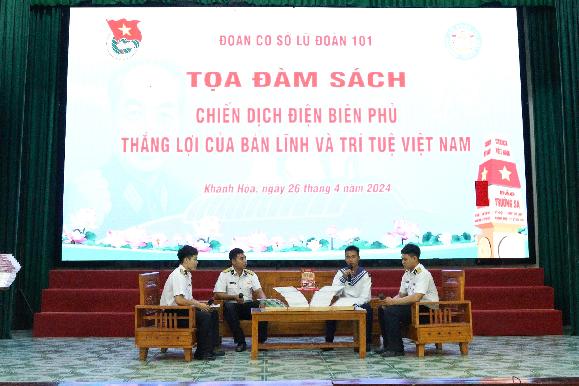Đoàn cơ sở Lữ đoàn 101:: Toạ đàm sách "Chiến dịch Điện Biên Phủ: Thắng lợi của bản lĩnh và trí tuệ Việt Nam"