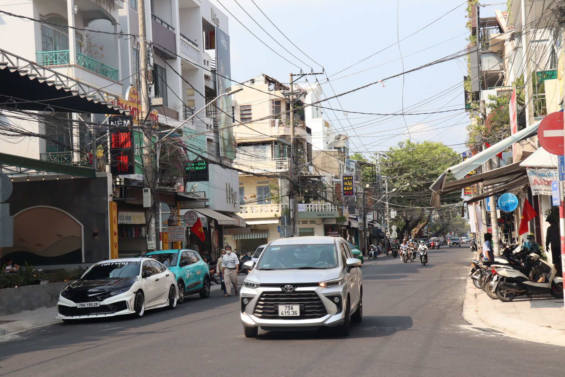 Phương tiện tham gia giao thông trên đường Ngô Gia Tự