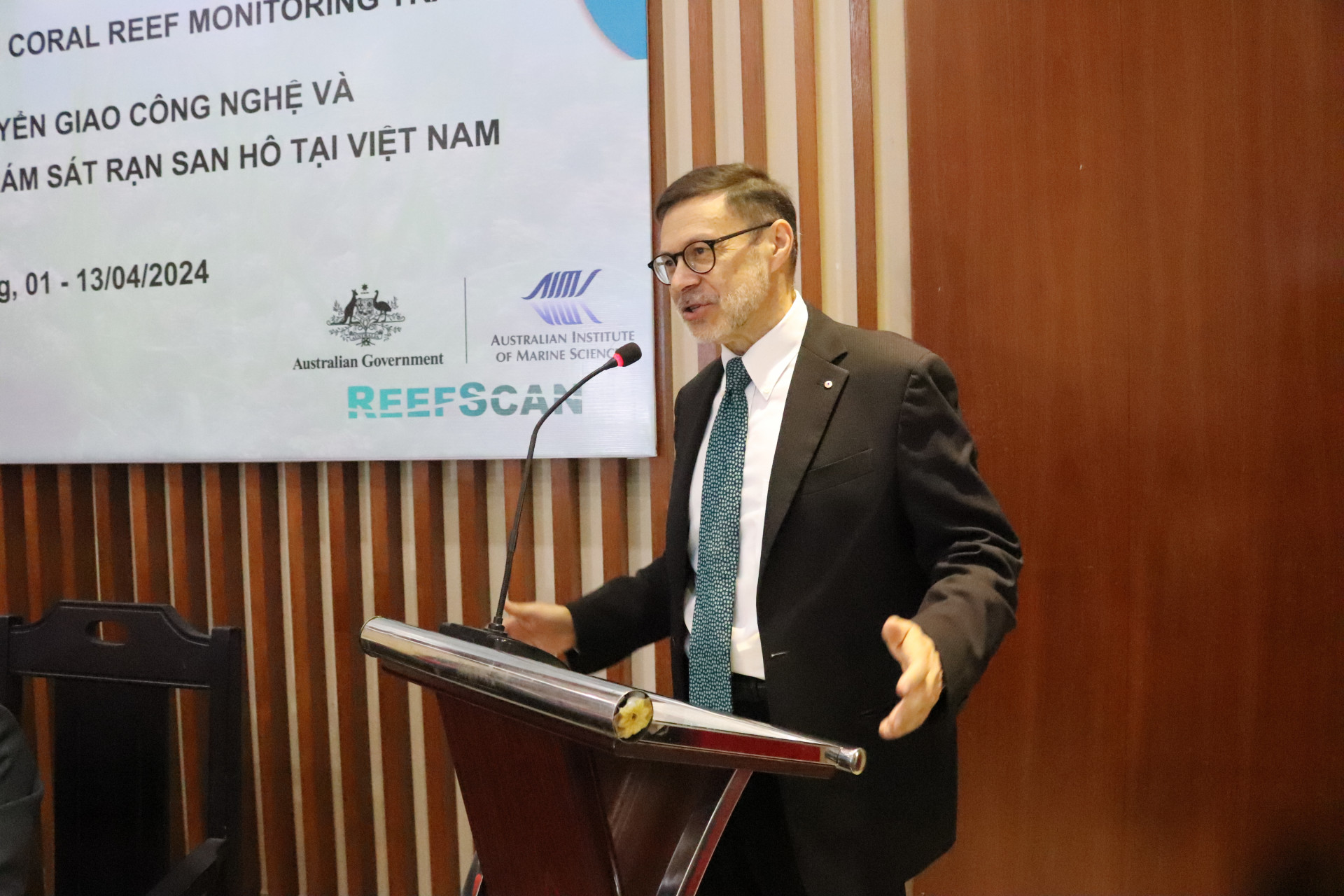Ông Andrew Goledzinowski - Đại sứ Australia tại Việt Nam phát biểu tại buổi làm việc.