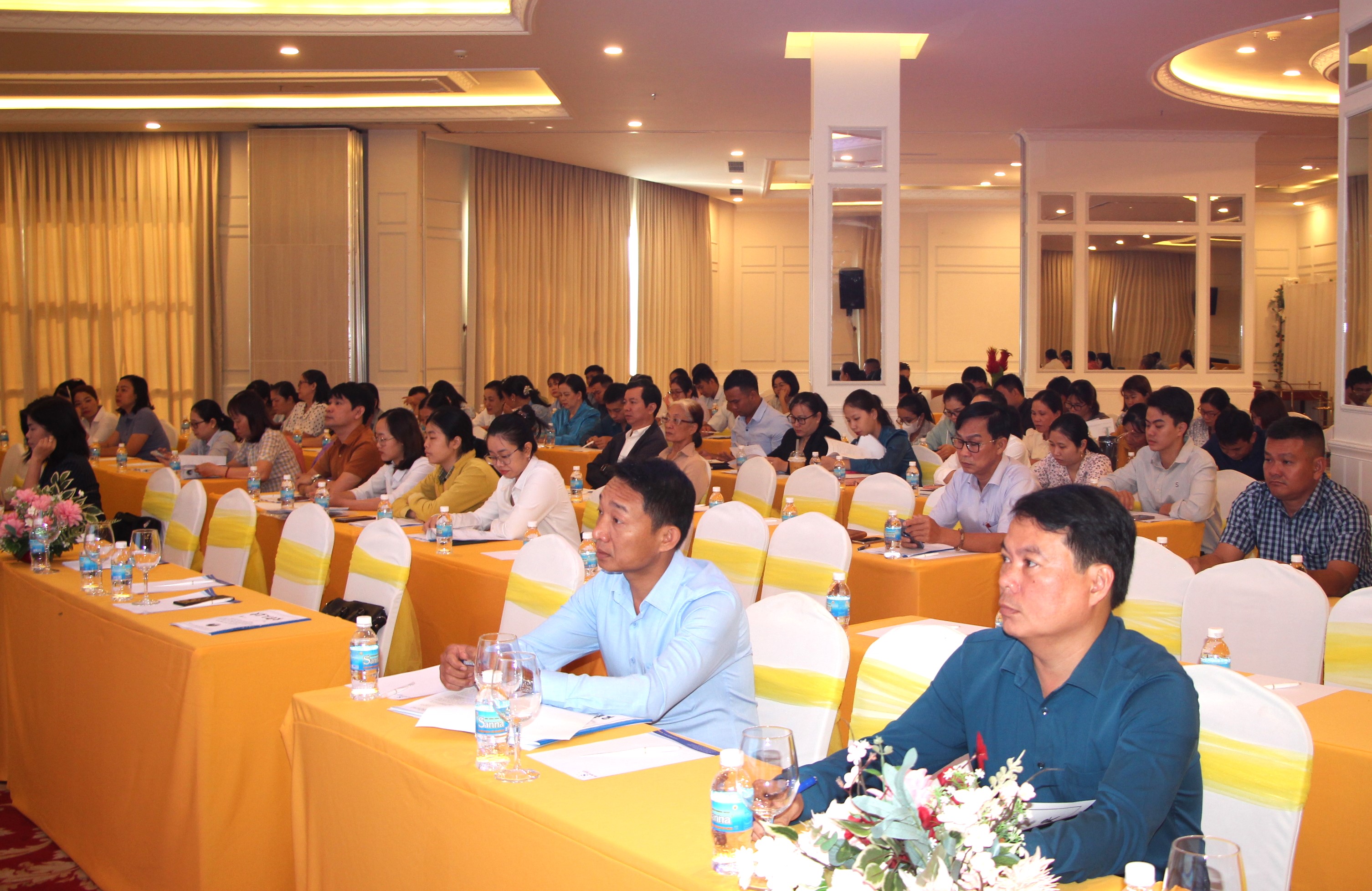 Nâng cao kiến thức, năng lực cho hơn 170 cán bộ làm công tác trẻ em