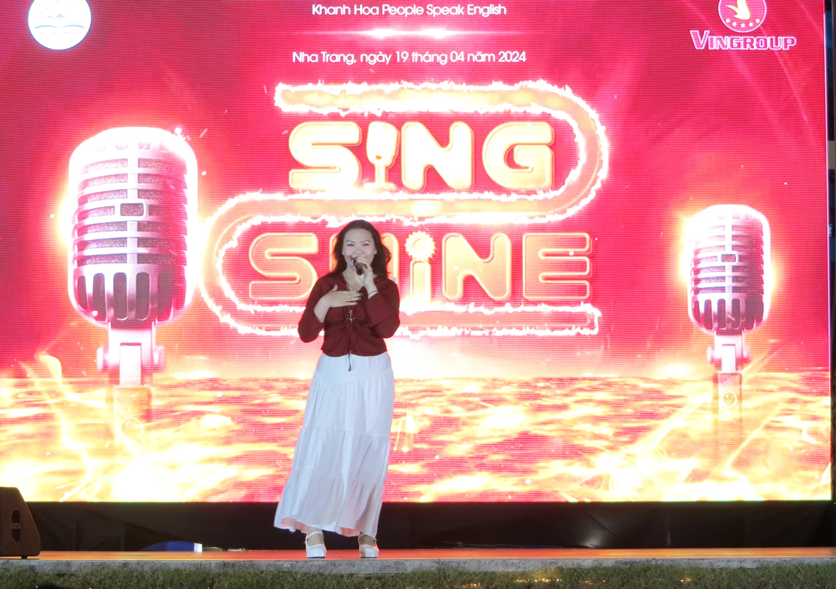 Chương trình Người dân Khánh Hòa nói tiếng Anh:: Chung kết cuộc thi hát và rap tiếng Anh “Sing to shine”