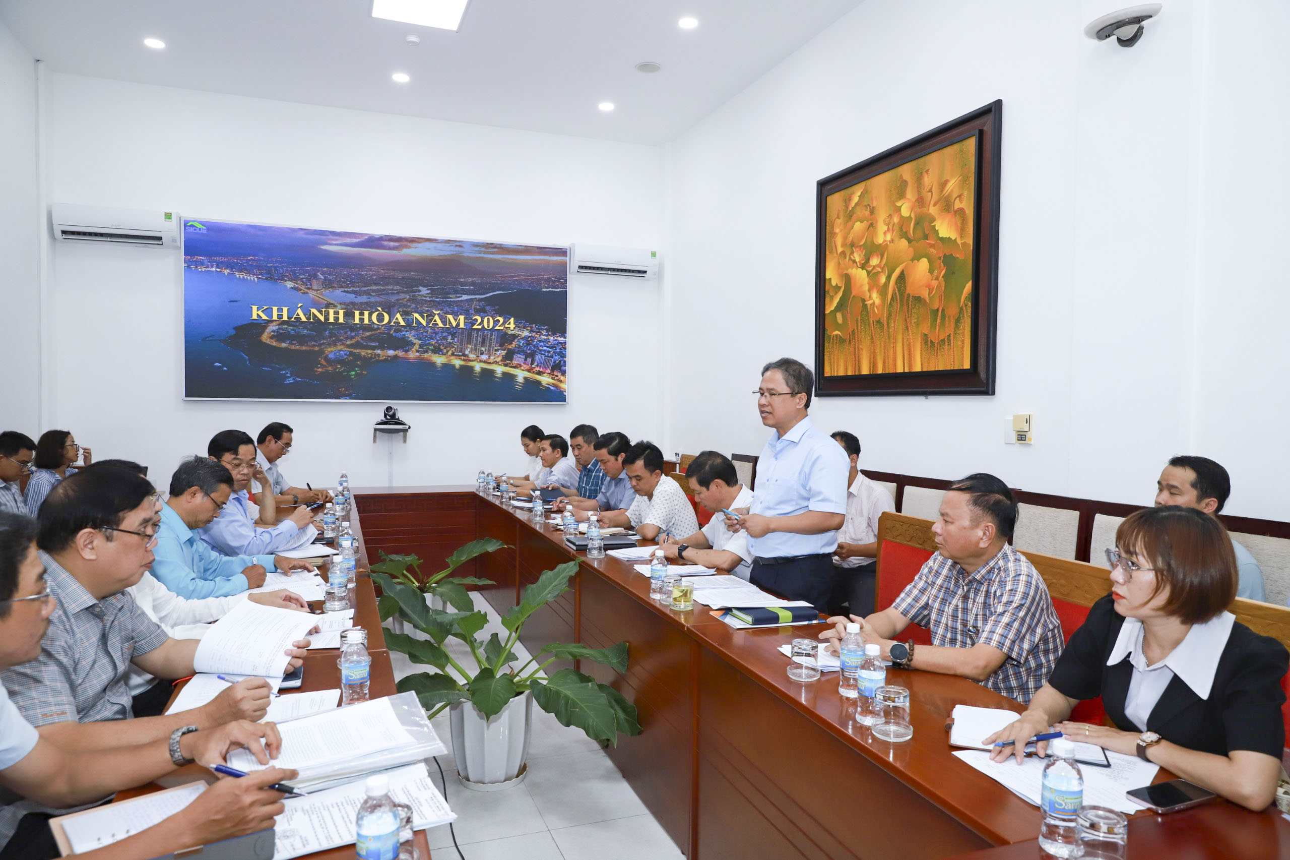 Lập Đề án tổng thể về xây dựng Khánh Hòa trở thành thành phố trực thuộc Trung ương