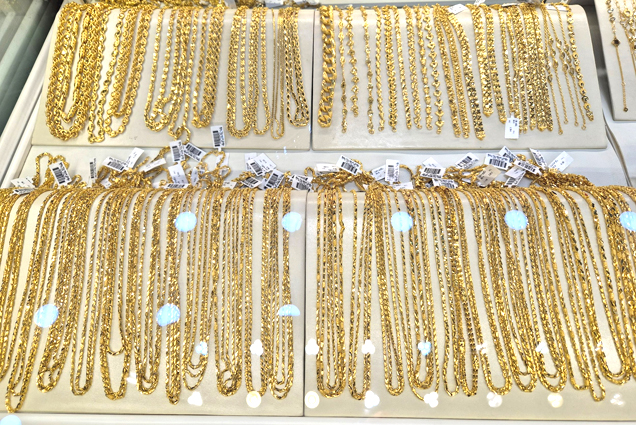 Chênh lệch giá vàng giảm xuống dưới 10 triệu đồng/lượng