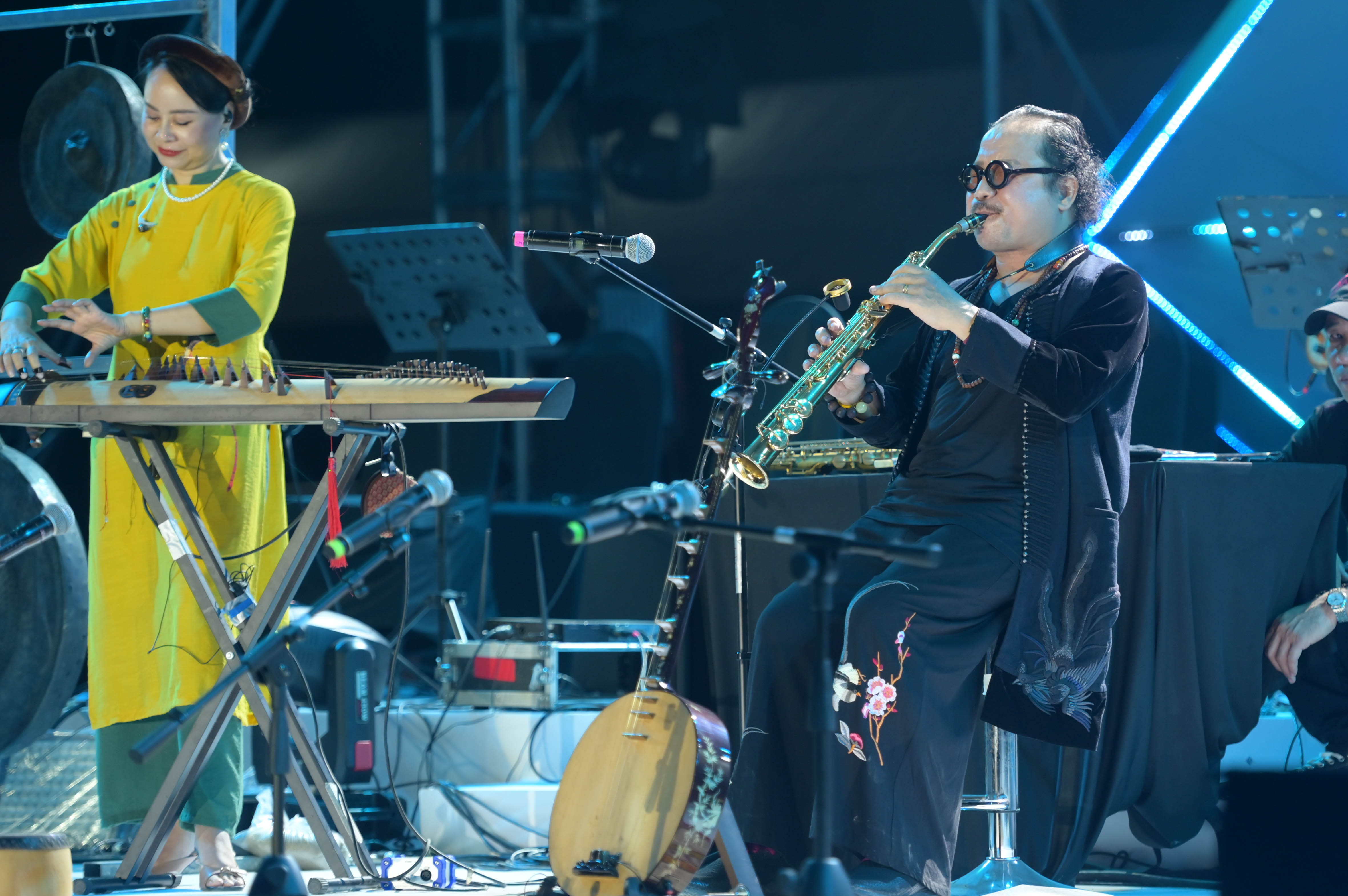 Đêm nhạc Jazz "Living the legend"