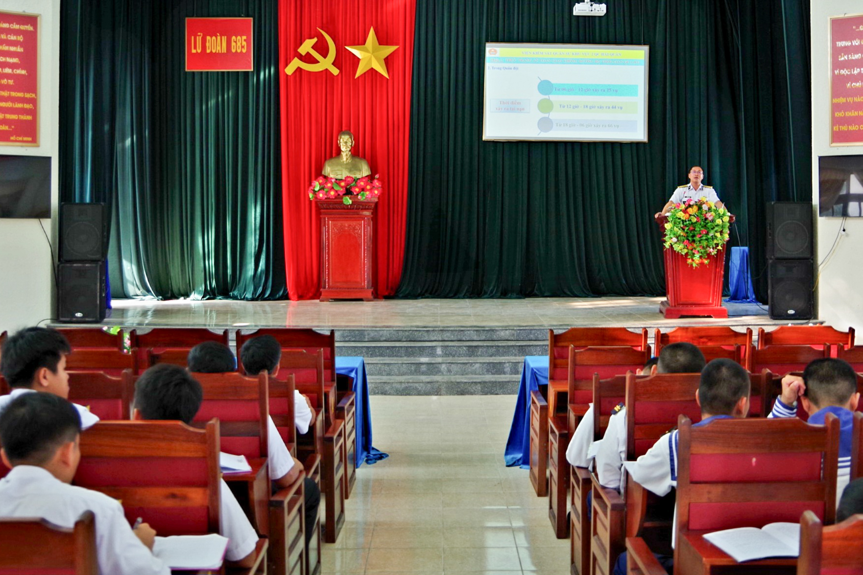 Lữ đoàn 685 phối hợp tuyên truyền, phổ biến giáo dục pháp luật năm 2024