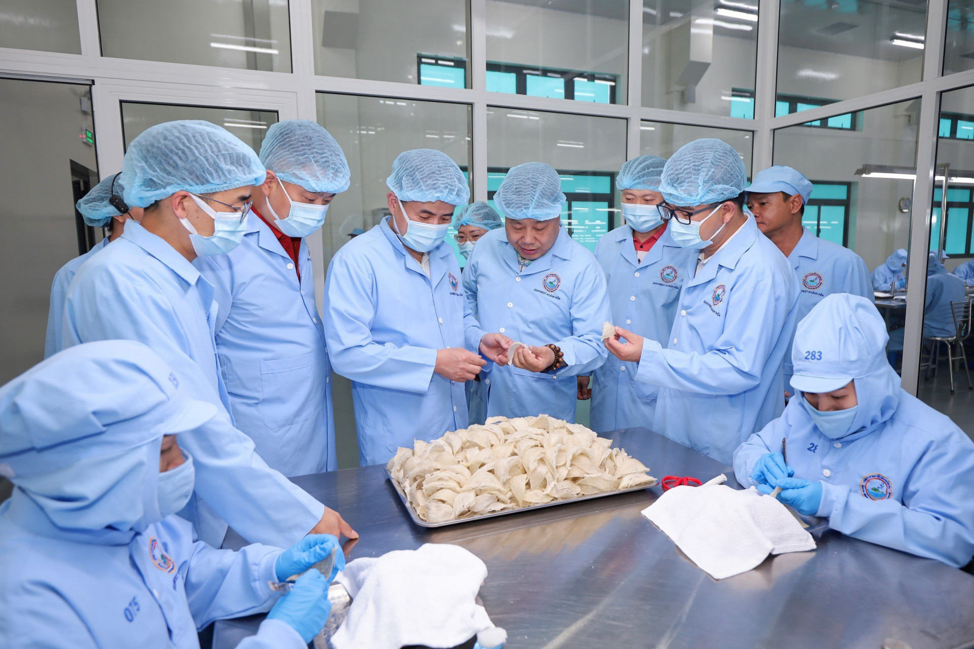 Tập đoàn Đồng Nhân Đường thăm nhà máy sản xuất của Sanvinest Khánh Hòa.