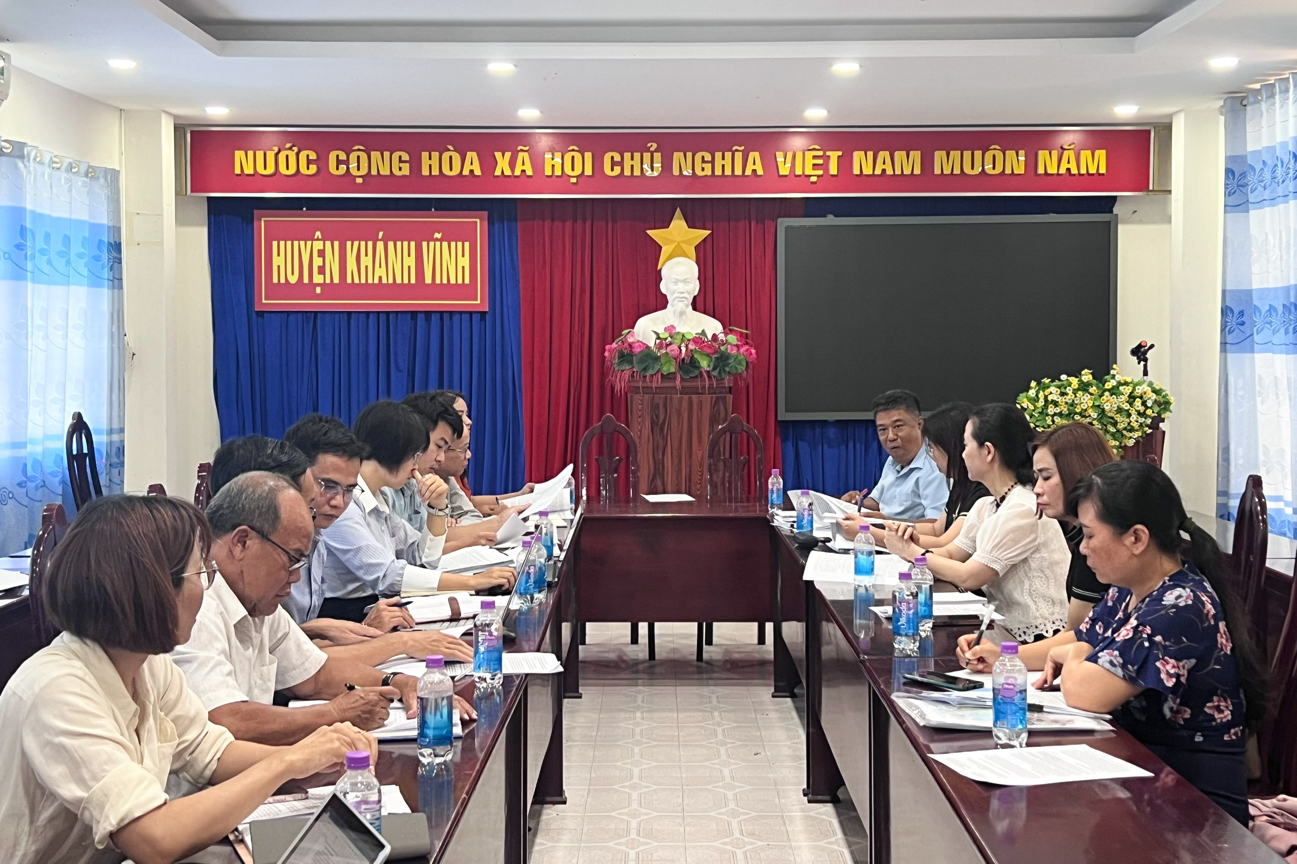 Khảo sát tình hình triển khai thực hiện các Nghị quyết của HĐND tỉnh trên địa bàn huyện Khánh Vĩnh