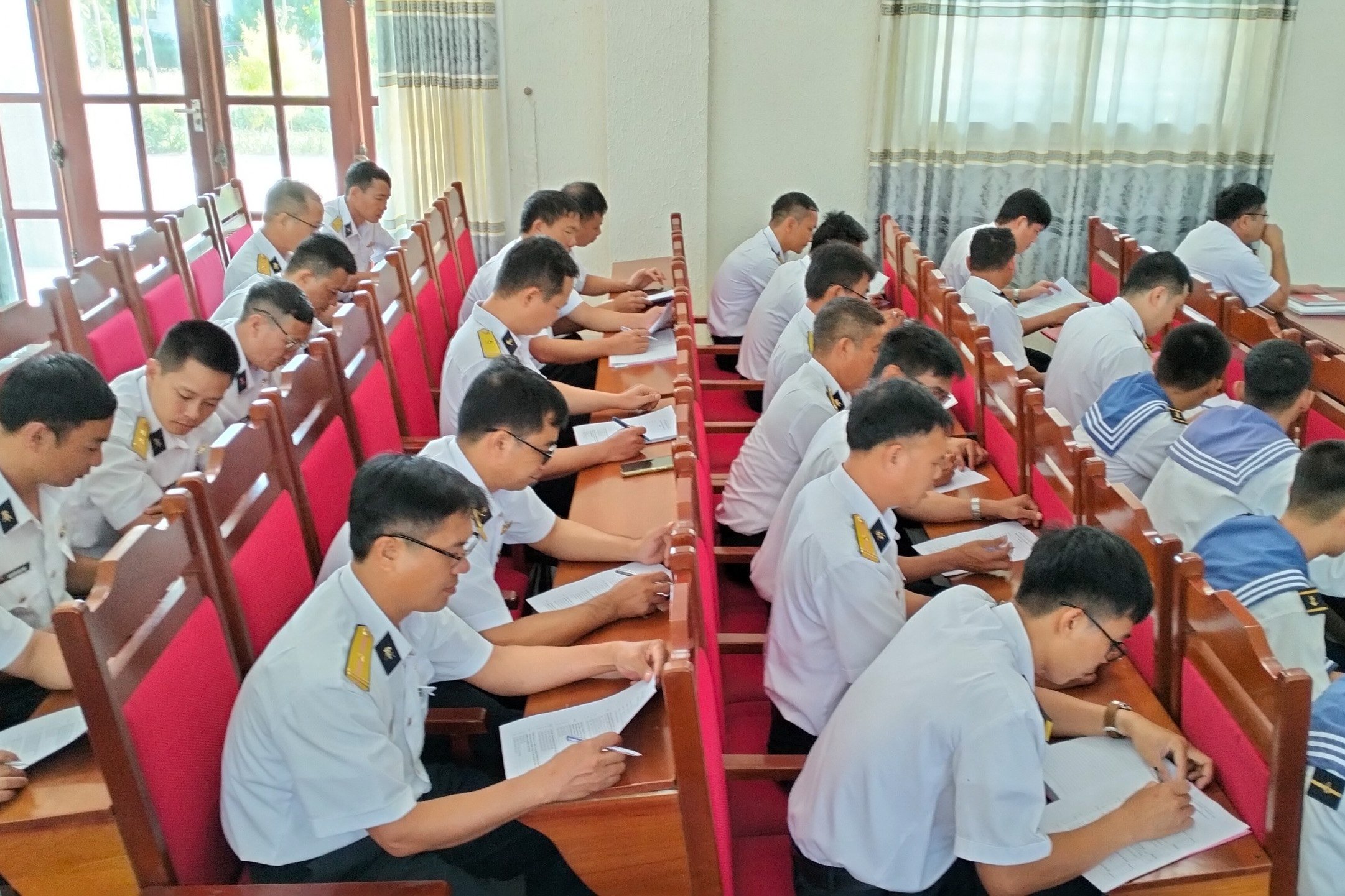 Trung tâm Bảo đảm kỹ thuật 719 kiểm tra nhận thức an toàn giao thông năm 2024