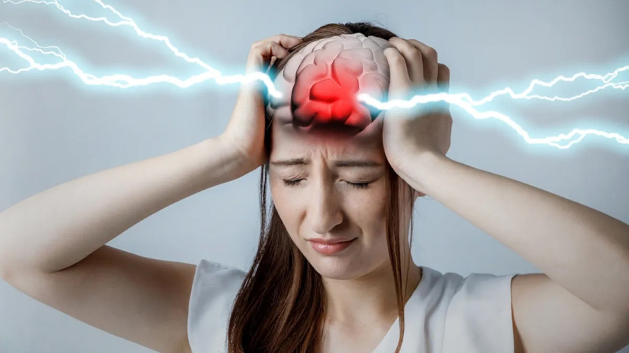 Chế độ ăn nhiều muối được coi là yếu tố nguy cơ gây tăng huyết áp và cũng có thể gây đột quỵ. (Ảnh: ITN)