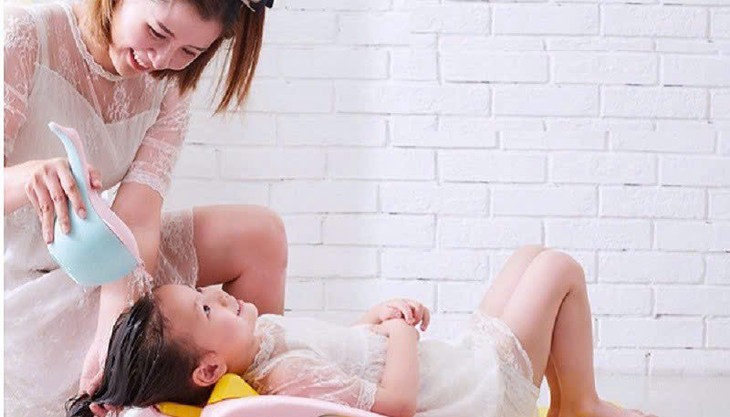 Cách chăm sóc tóc cho bé theo từng độ tuổi