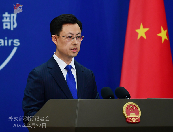 Trung Quốc lên tiếng sau khi Tổng thống Mỹ Donald Trump dịu giọng về thuế quan