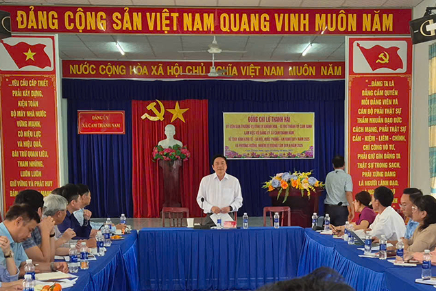 Quang cảnh cuộc họp