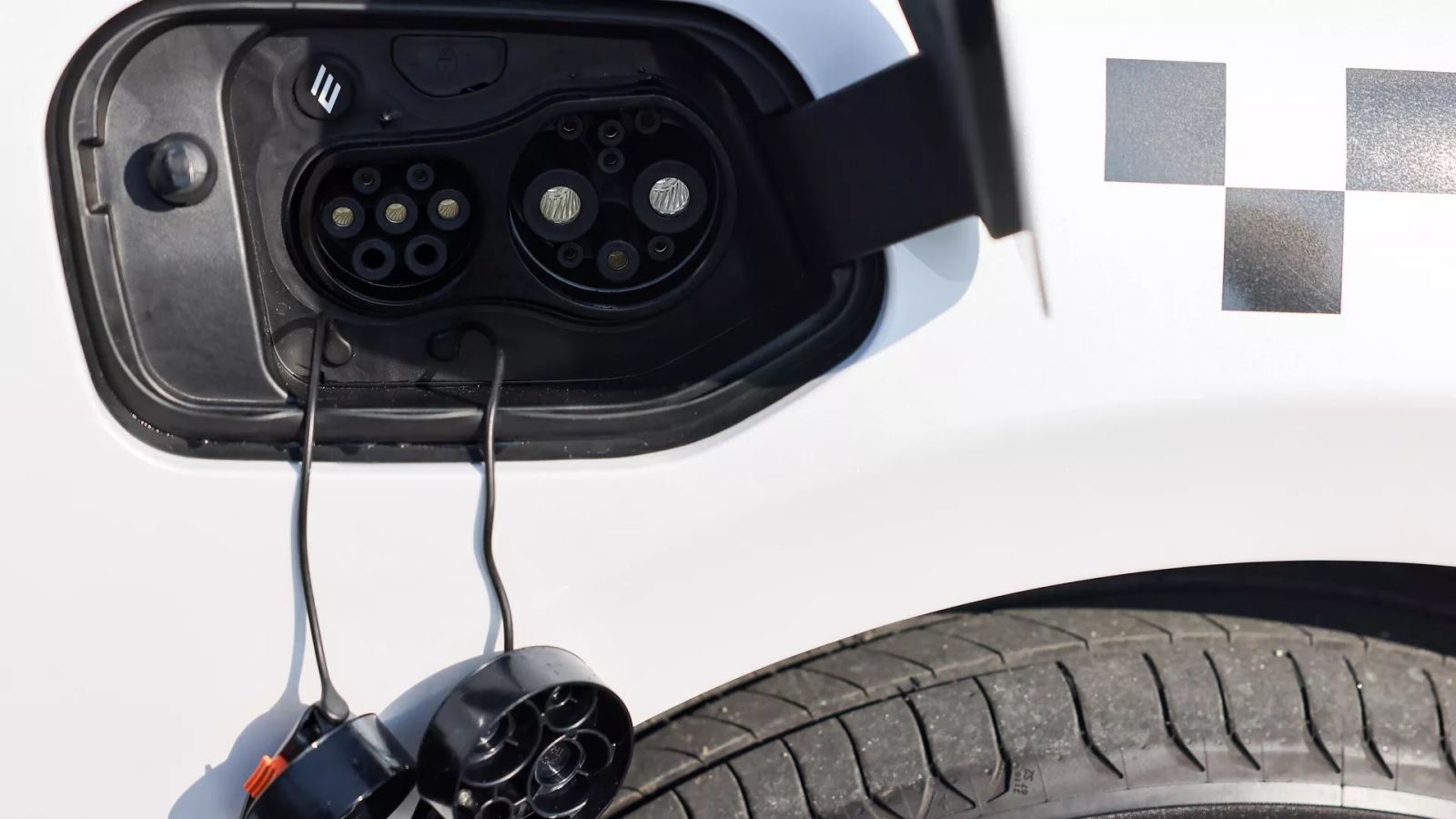 Các nhà khoa học Nga tìm ra giải pháp cho cuộc khủng hoảng pin lithium