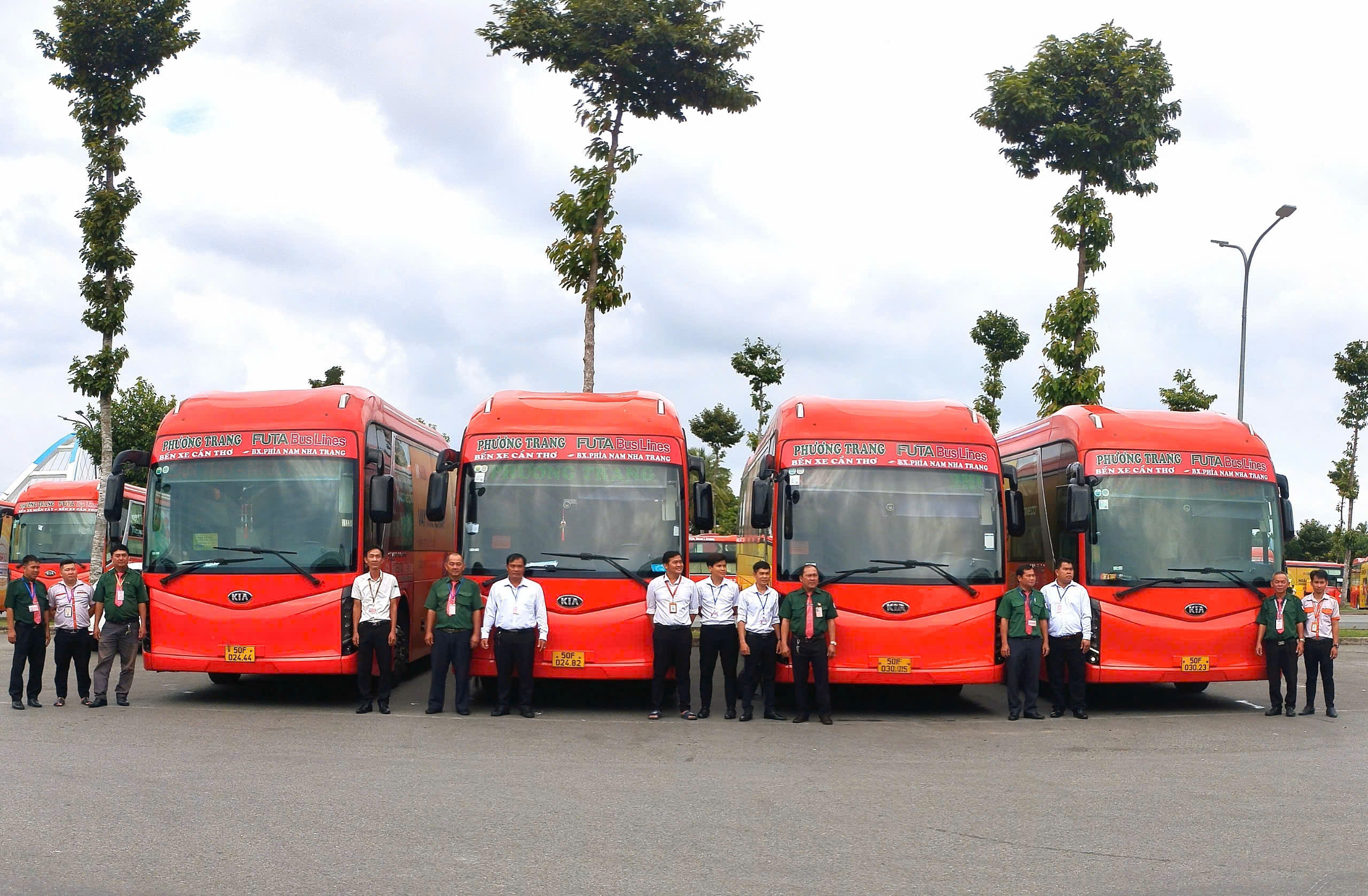 Từ 1-7: Phải bố trí nhân viên hỗ trợ người khuyết tật nếu xe buýt không có thiết bị hỗ trợ