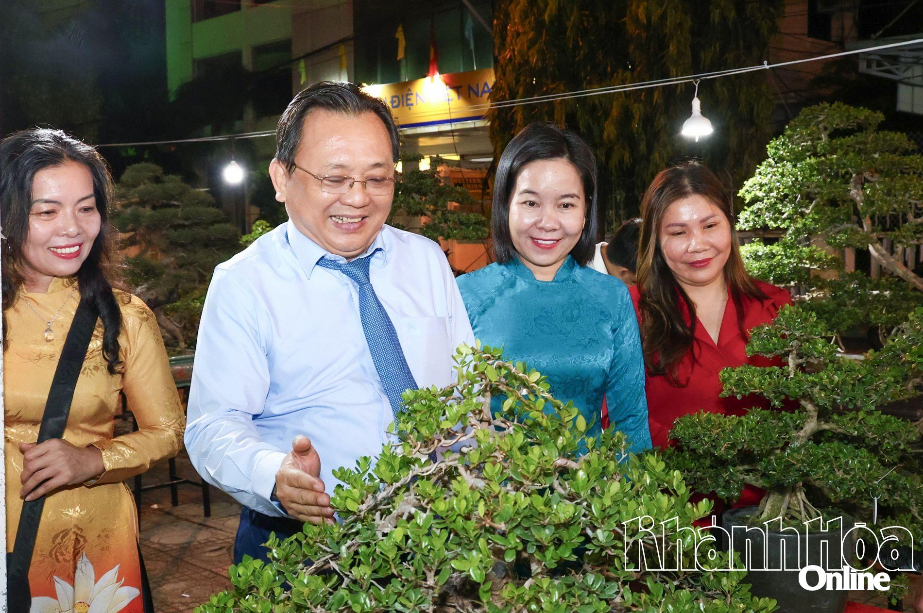 Khai mạc phiên chợ sinh vật cảnh năm 2025