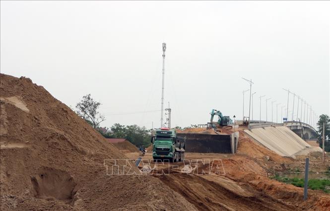 Thủ tướng Chính phủ đôn đốc đẩy mạnh phân bổ và giải ngân vốn đầu tư công năm 2025