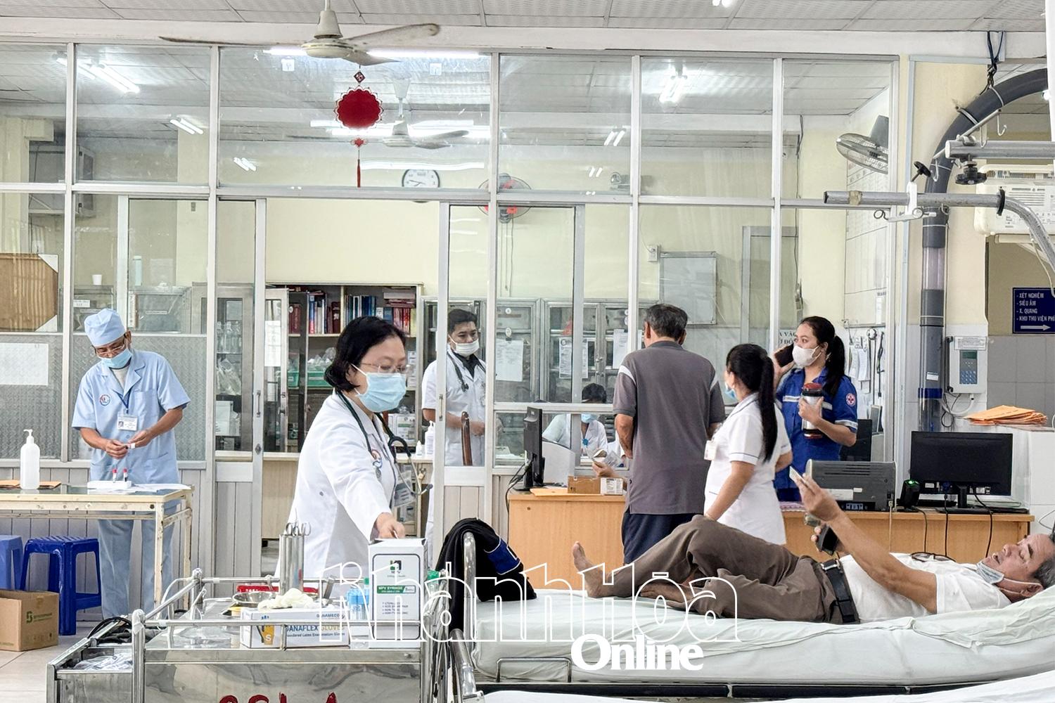 Chấn chỉnh việc cung cấp dịch vụ vận chuyển cấp cứu ngoại viện 