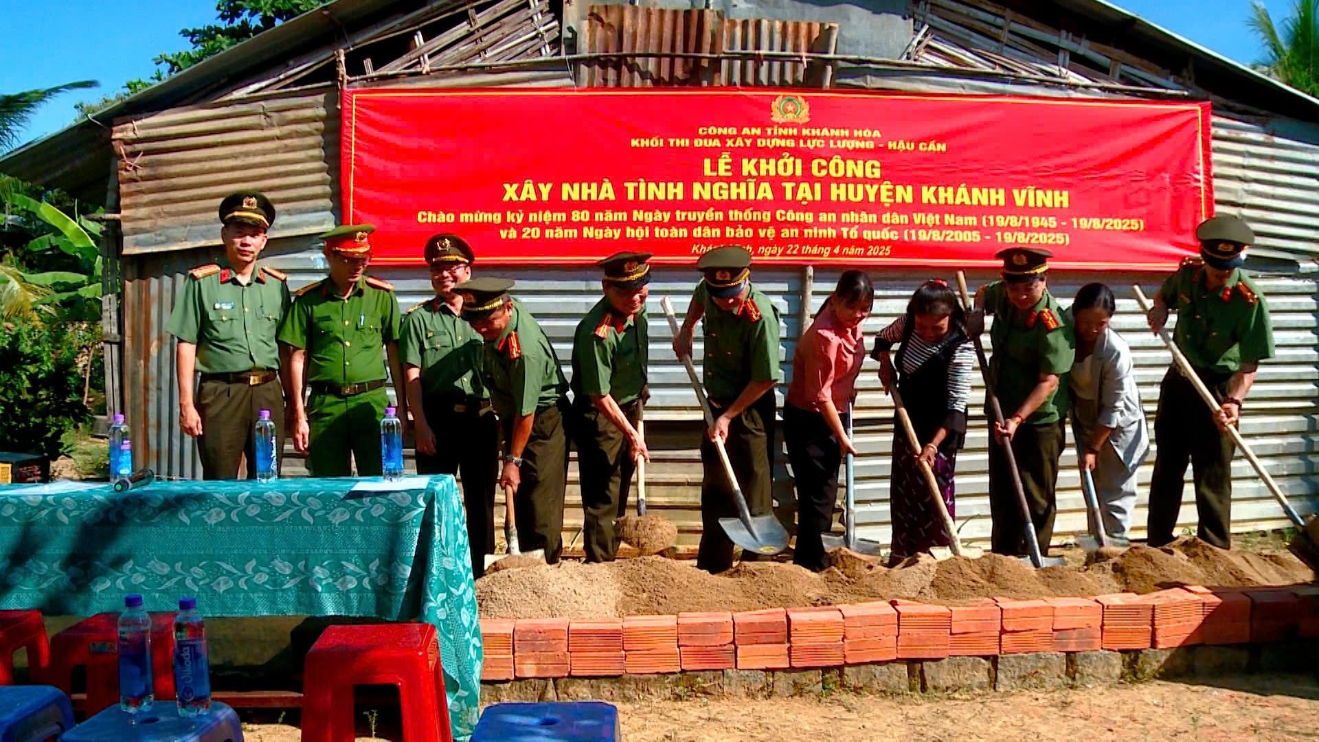 VIDEO: Những ngôi nhà nhân ái