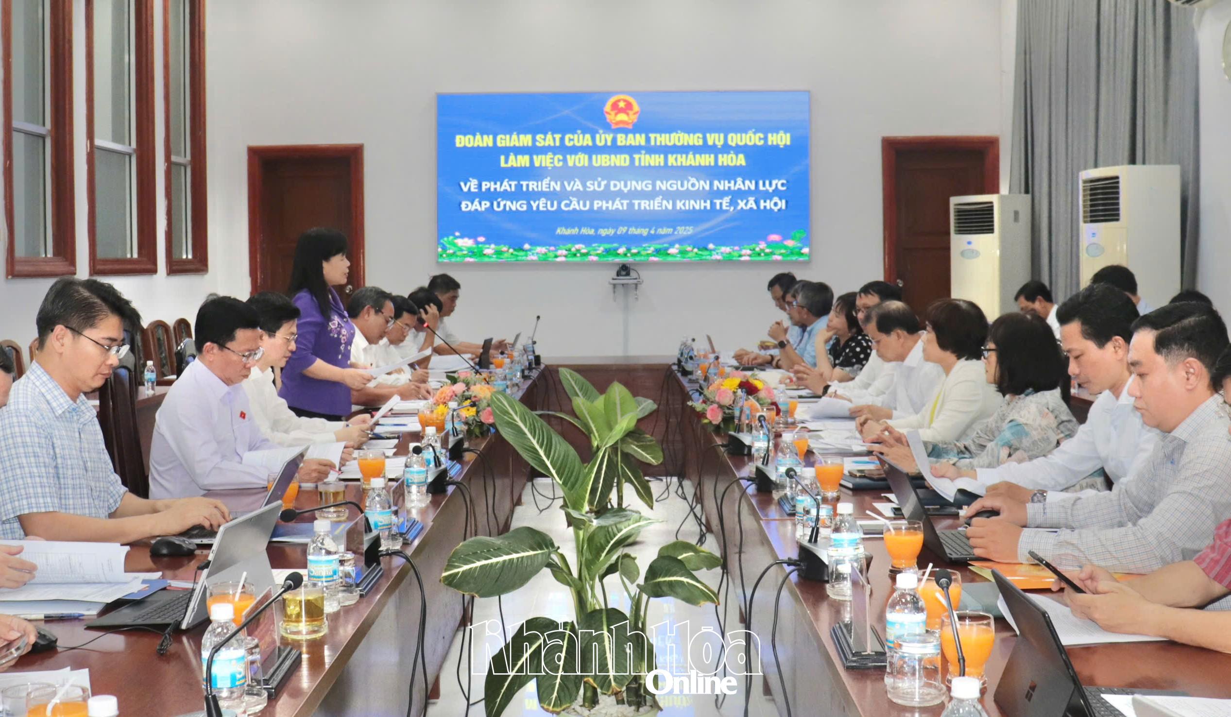 Đoàn giám sát của Ủy ban Thường vụ Quốc hội làm việc với UBND tỉnh Khánh Hòa về phát triển nguồn nhân lực