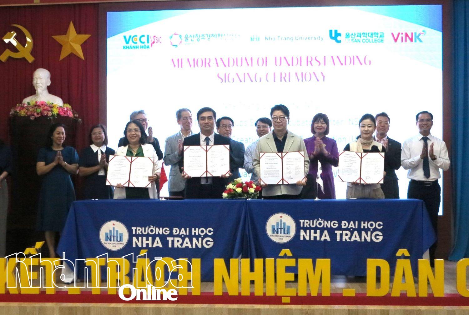 Trường Đại học Nha Trang ký kết hợp tác Chương trình trao đổi hệ sinh thái khởi nghiệp Việt Nam - Hàn Quốc