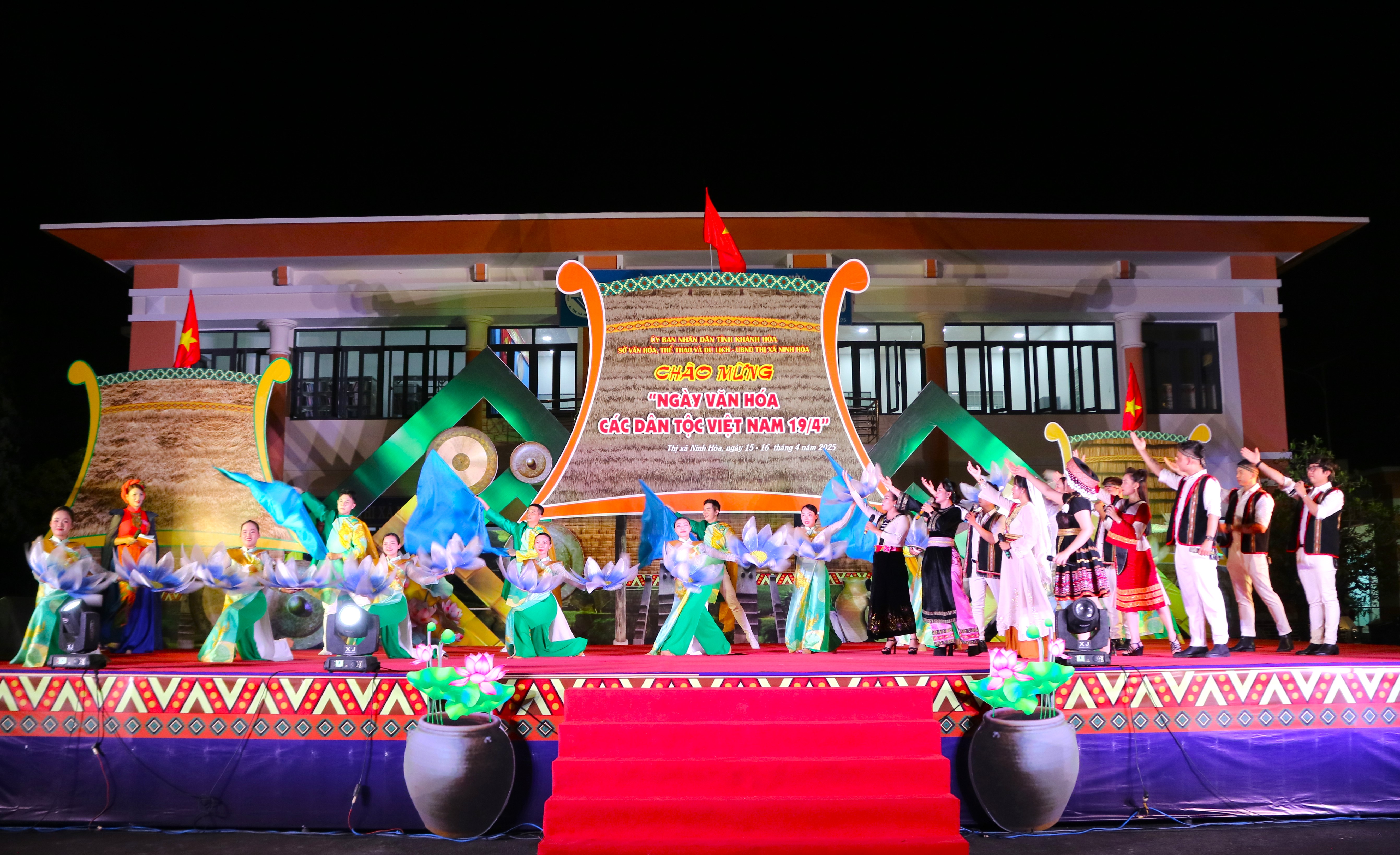 VIDEO: Rộn ràng Ngày văn hóa các dân tộc Việt Nam