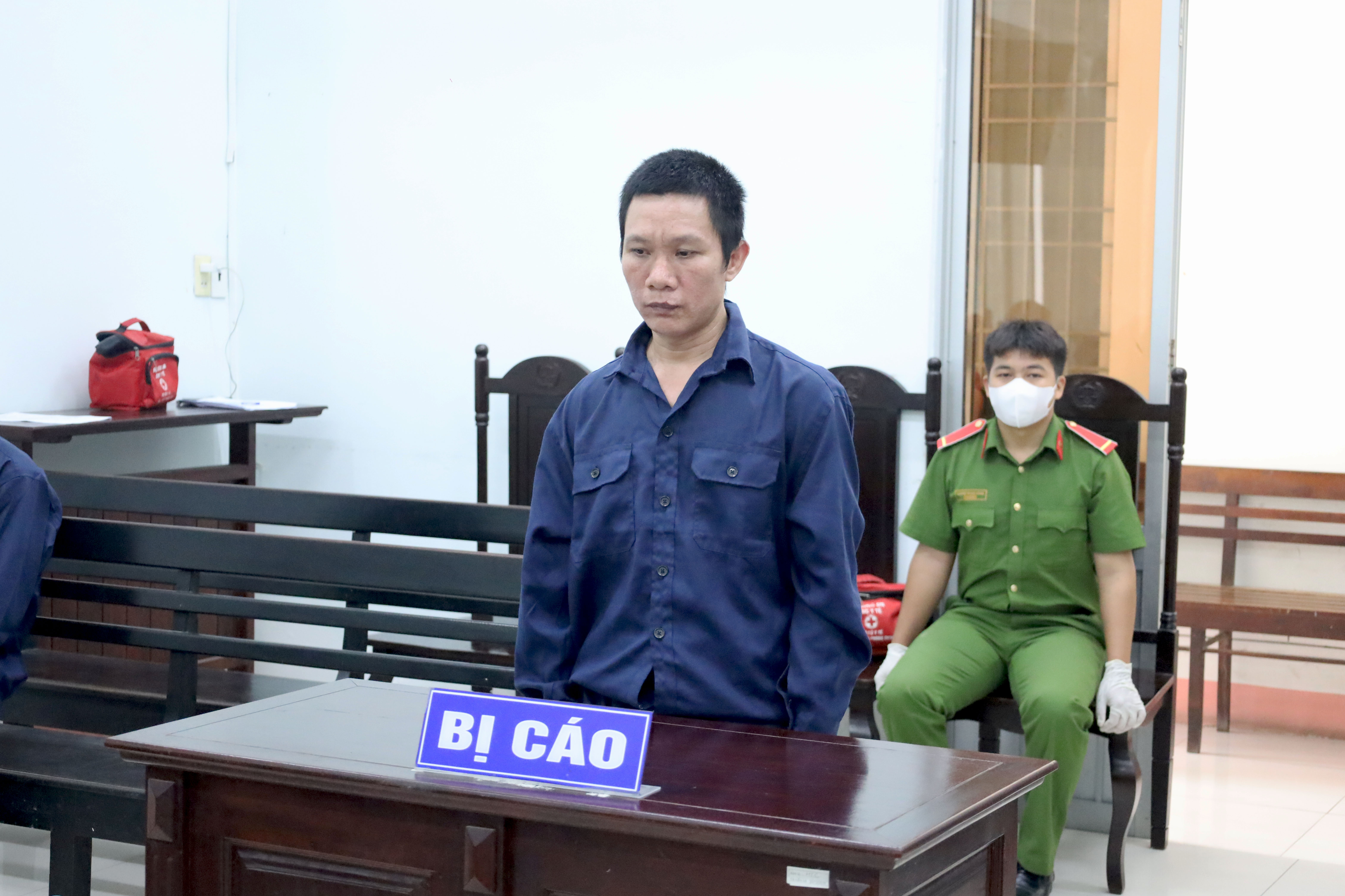 Buôn ma túy, lãnh 17 năm tù