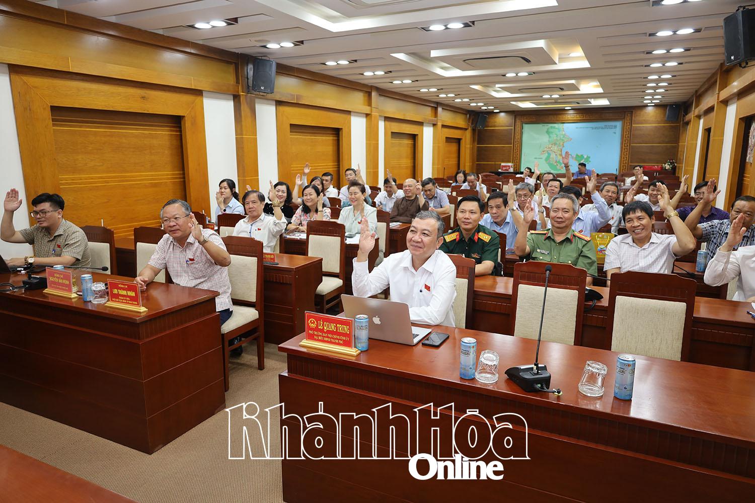 HĐND TP. Nha Trang thống nhất chủ trương sắp xếp đơn vị hành chính cấp xã