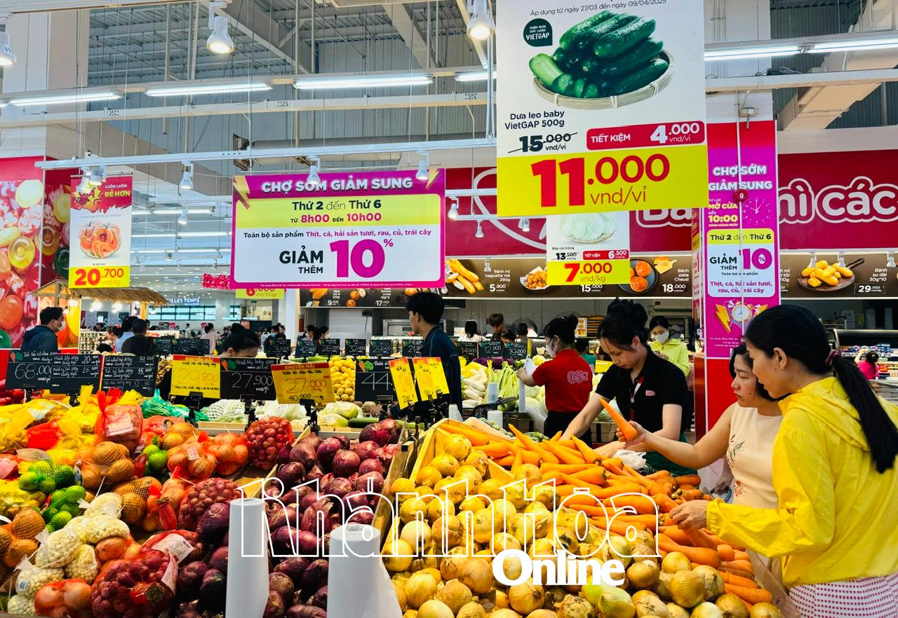 Thị trường dịp lễ Giỗ Tổ Hùng Vương: Siêu thị có nhiều chương trình khuyến mãi kích cầu tiêu dùng