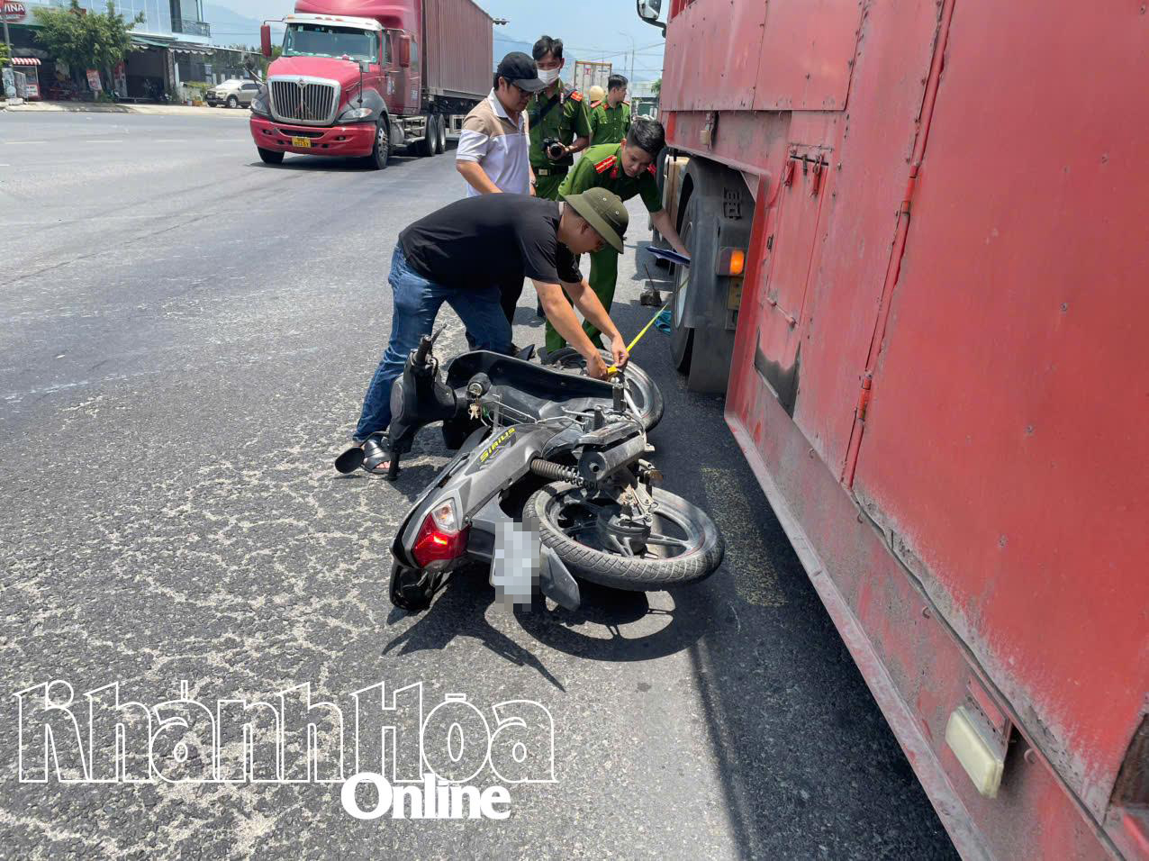 Hiện trường vụ tai nạn. 