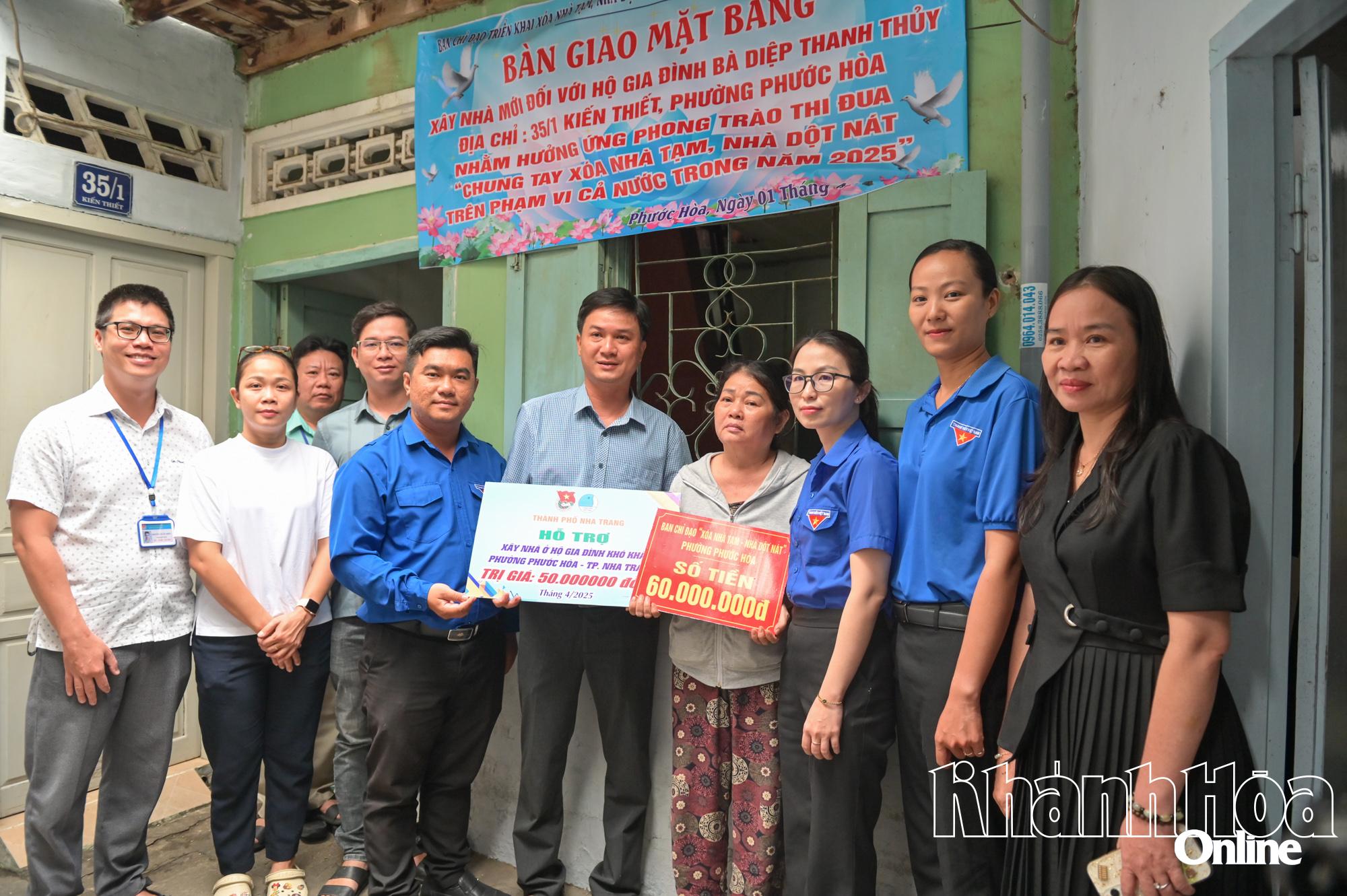 Hỗ trợ 110 triệu đồng xây dựng nhà cho hộ cận nghèo phường Phước Hòa