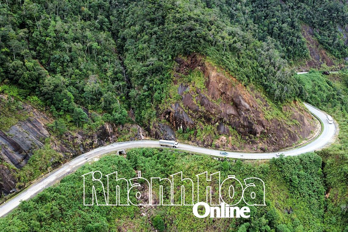 Những bất cập trong tổ chức giao thông đường bộ trên địa bàn tỉnh: Cần sớm khắc phục