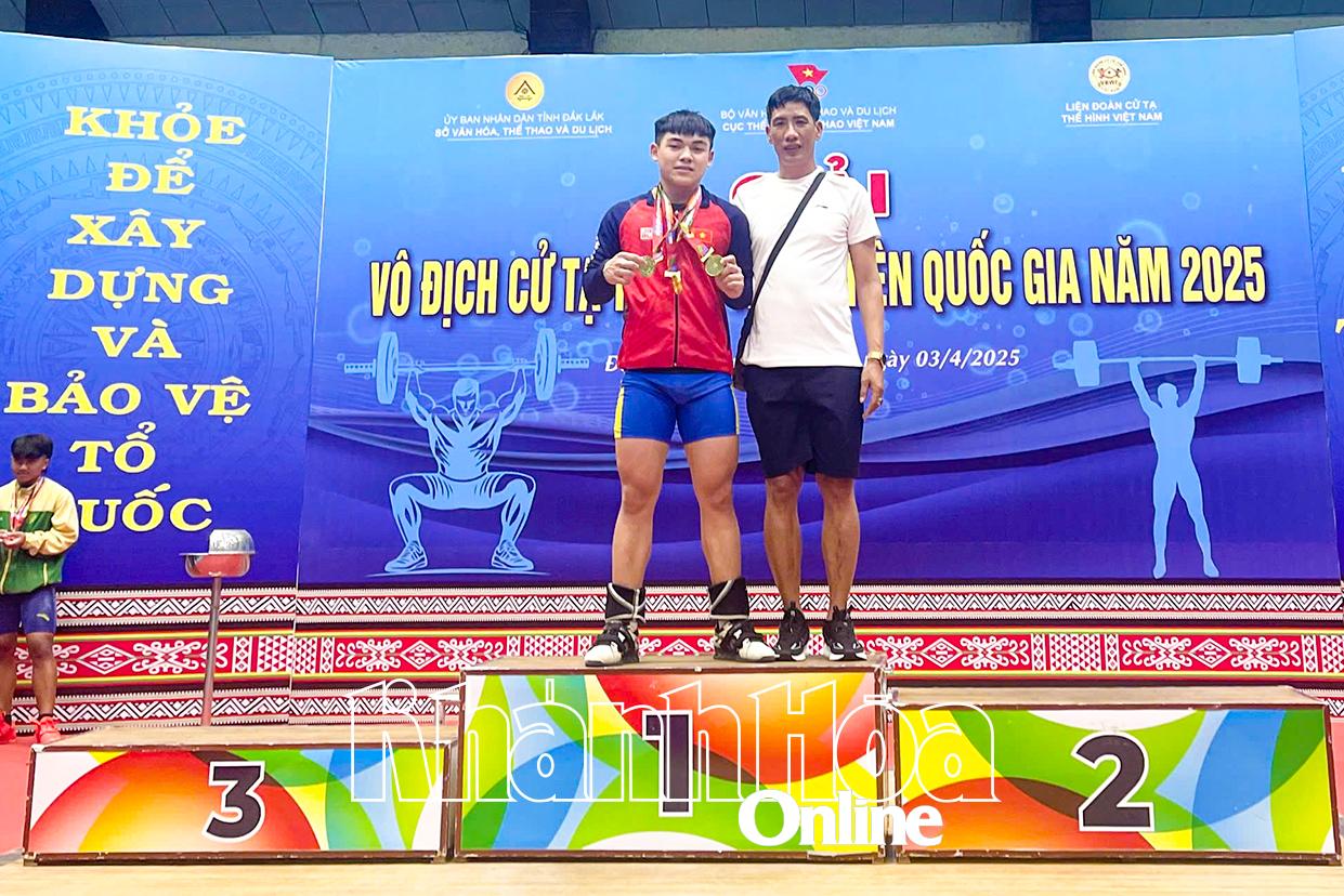 Cử tạ Khánh Hòa: Thành quả từ lứa trẻ