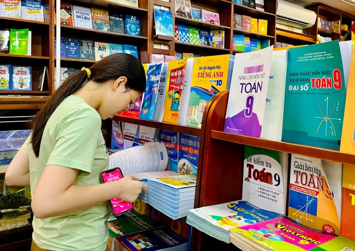 Dự kiến miễn phí sách giáo khoa trên toàn quốc từ năm học 2029-2030