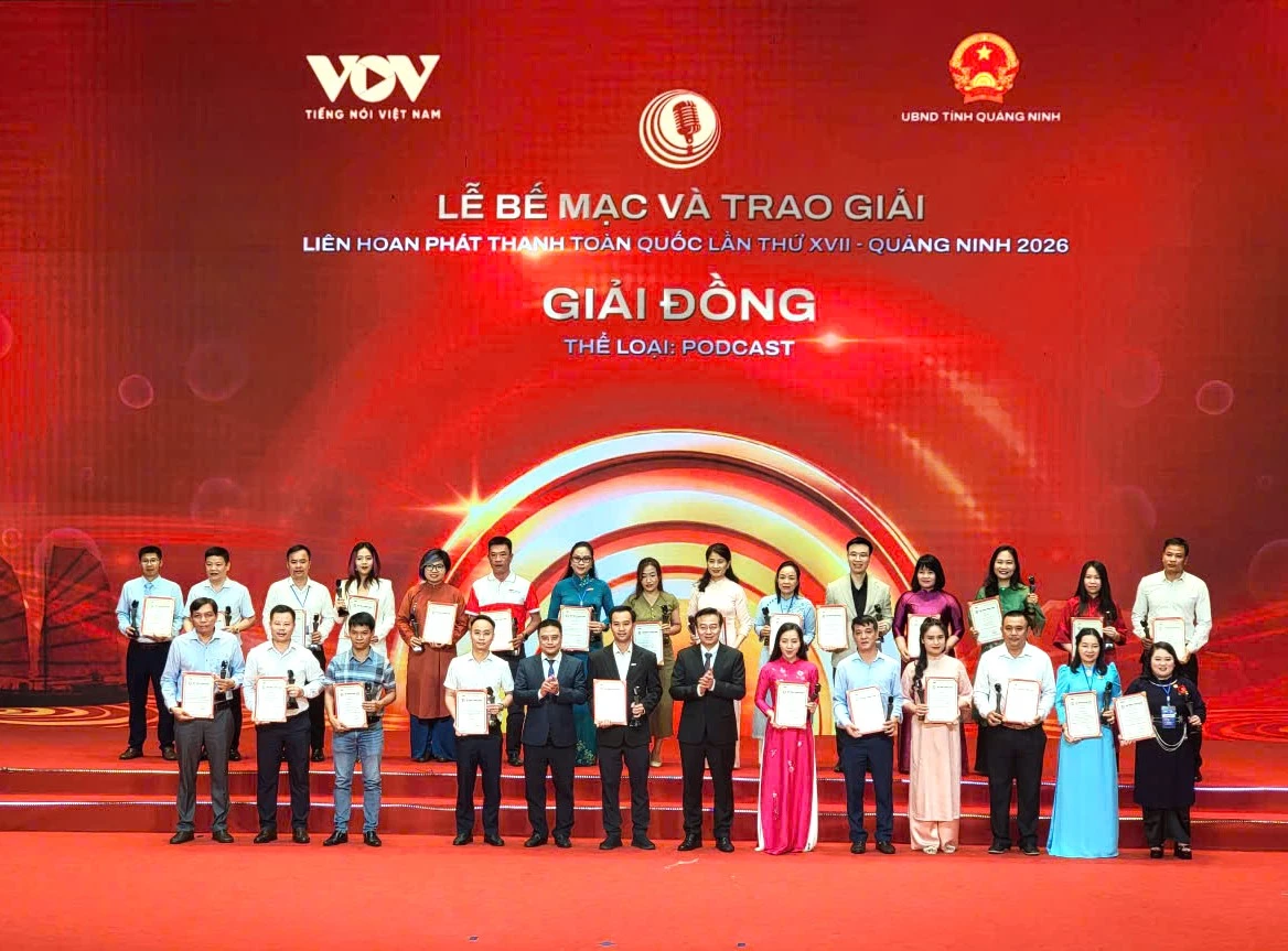 Ban Tổ chức trao giải Đồng cho các tác giả, nhóm tác giả tại Liên hoan Phát thanh toàn quốc lần thứ XVII - Quảng Ninh 2026: