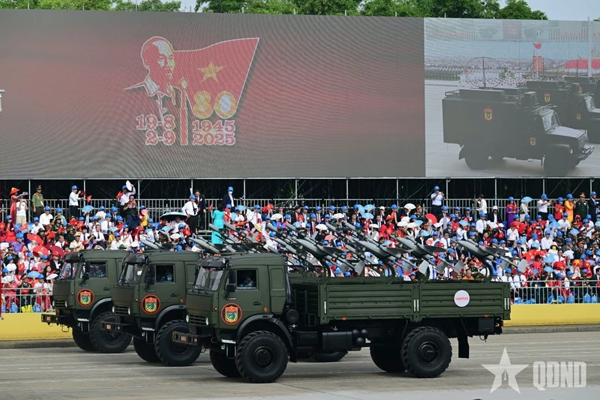 Các loại vũ khí, khí tài quân sự hiện đại tham gia diễu binh, diễu hành tại Lễ kỷ niệm 80 năm Cách mạng Tháng Tám thành công và Quốc khánh 2-9, năm 2025. Ảnh: NGÔ VIỆT TRUNG

