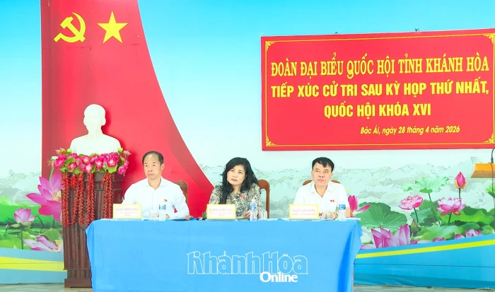 Đại biểu Quốc hội tỉnh Khánh Hòa tiếp xúc cử tri xã Bác Ái