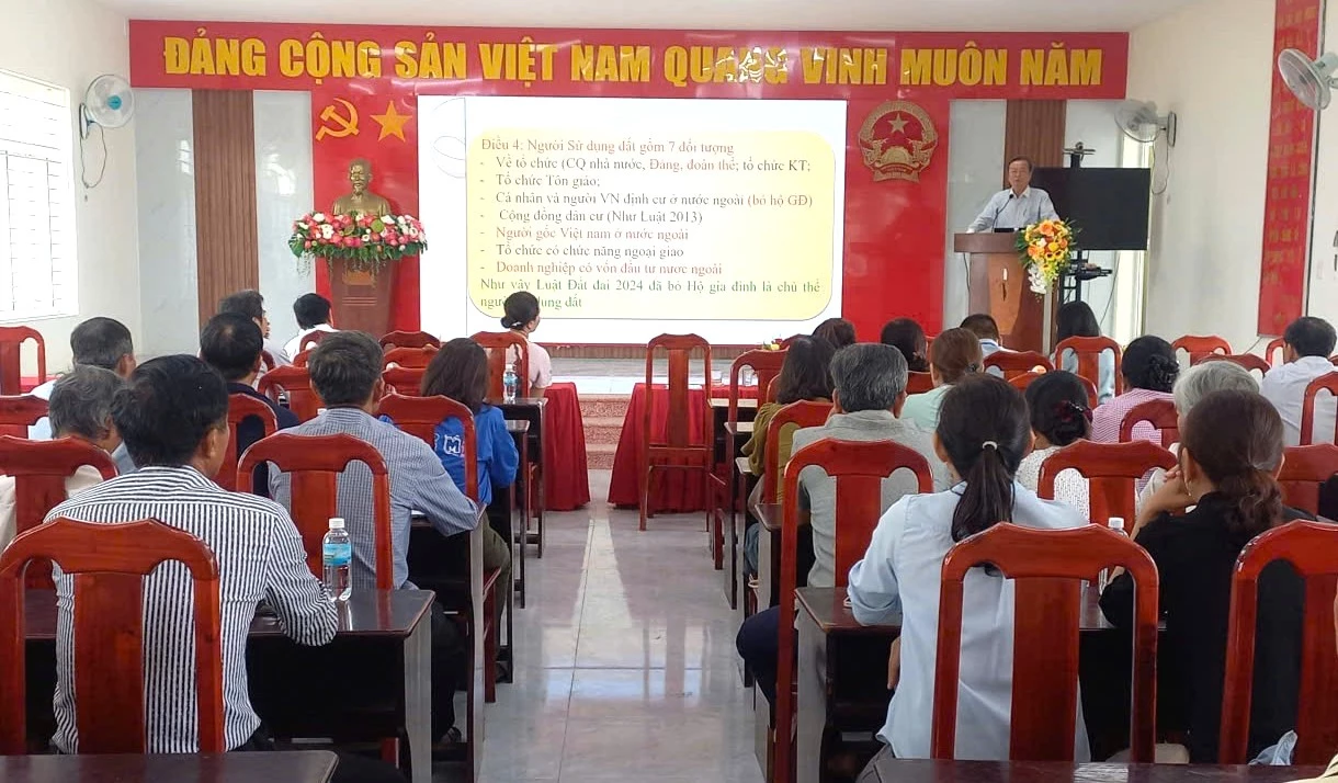 Quang cảnh hội nghị