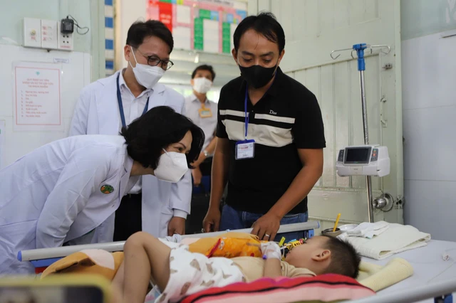 Cảnh báo chủng EV71 độc lực cao, Bộ Y tế yêu cầu chủ động điều trị, kiểm soát lây nhiễm tay chân miệng