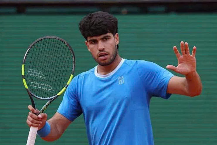 Alcaraz chia tay giải đấu diễn ra trên sân nhà