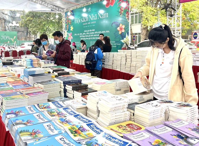 Many offers at Nha Nam Book Fair - Nha Trang 2026